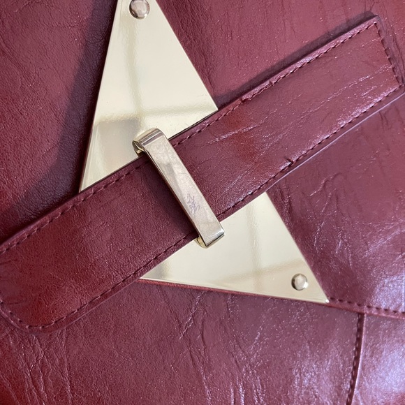 Beautiful Redish Brown Envelope Clutch- Large - Picture 9 of 10